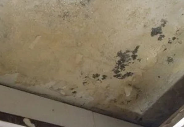 辛集阳台漏水维修公司分享下辛集卫生间渗水维修需要注意哪些问题。